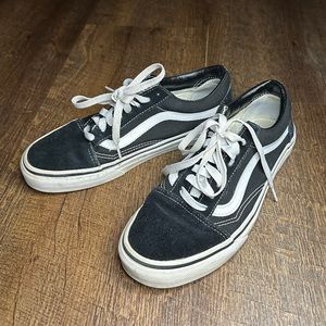 Vans old skool size 6.5 mens 8 womens